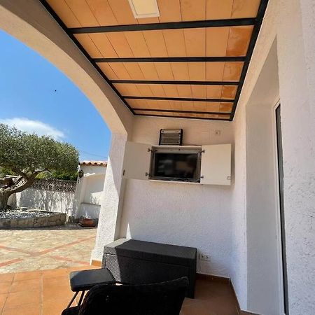 Villa Cozy Empuriabrava Piscina Privada Εξωτερικό φωτογραφία